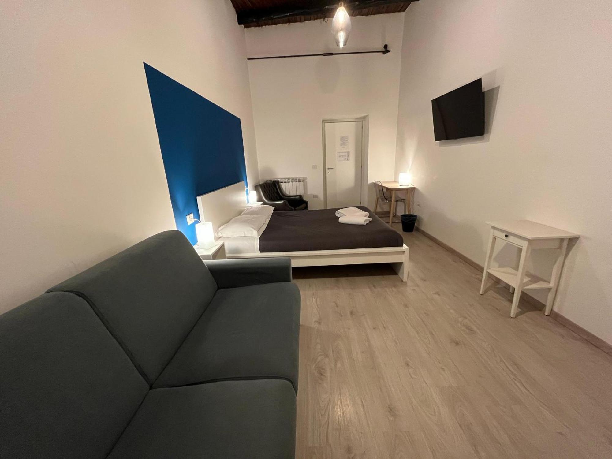 Bed and Breakfast Donna Luisa A Santa Chiara à Naples Extérieur photo